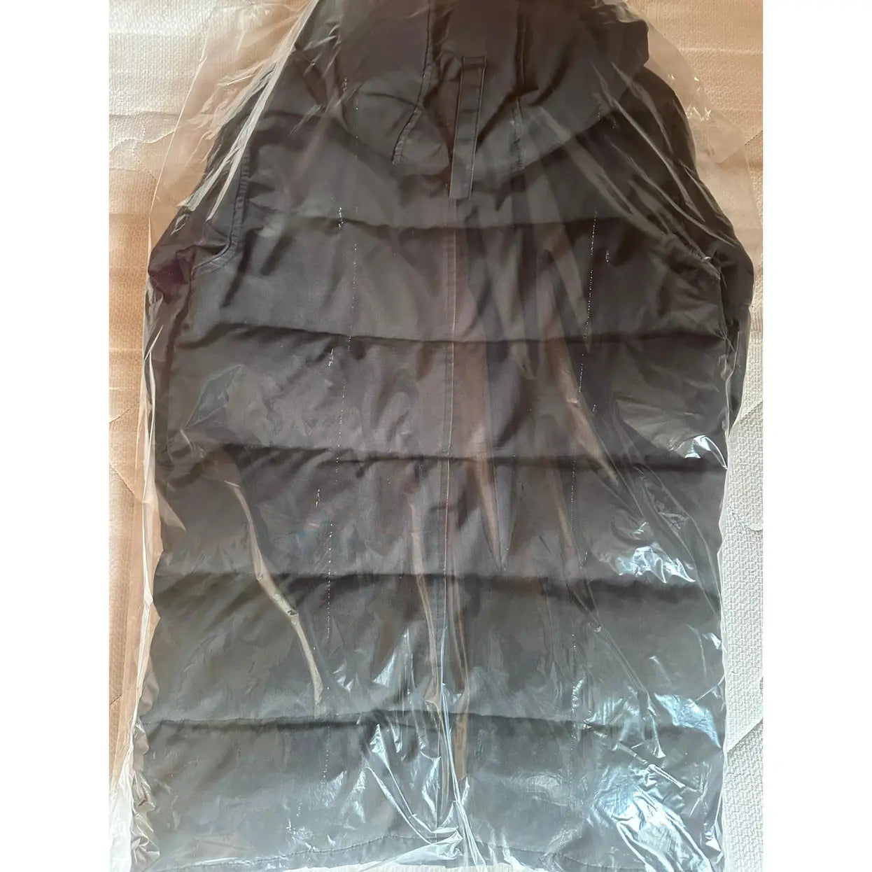 CG Parkas Grey - Red standaard bond